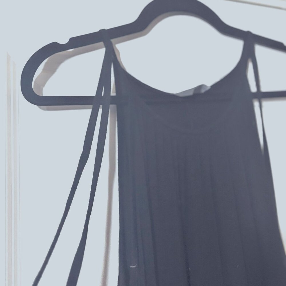 Olivia Rae Black Sleeveless Maxi Dress